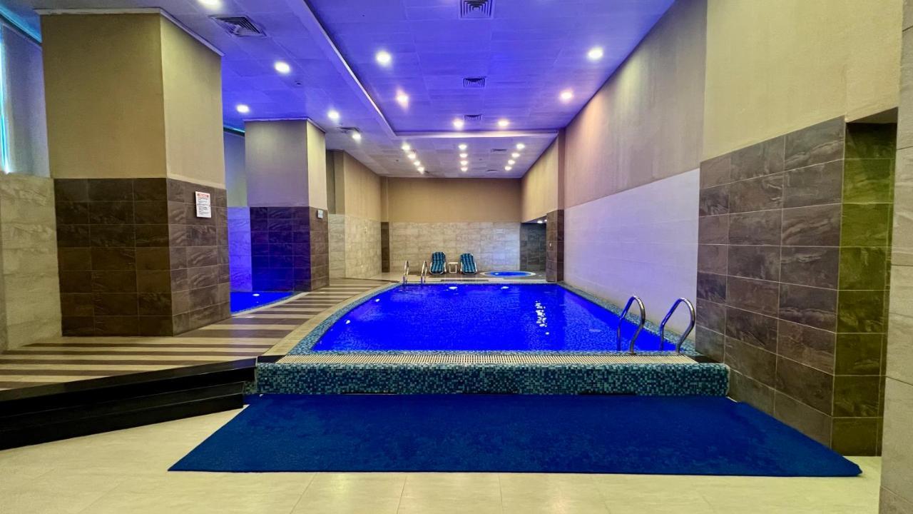 Centaurus Three Bed City View Islamabad Extérieur photo