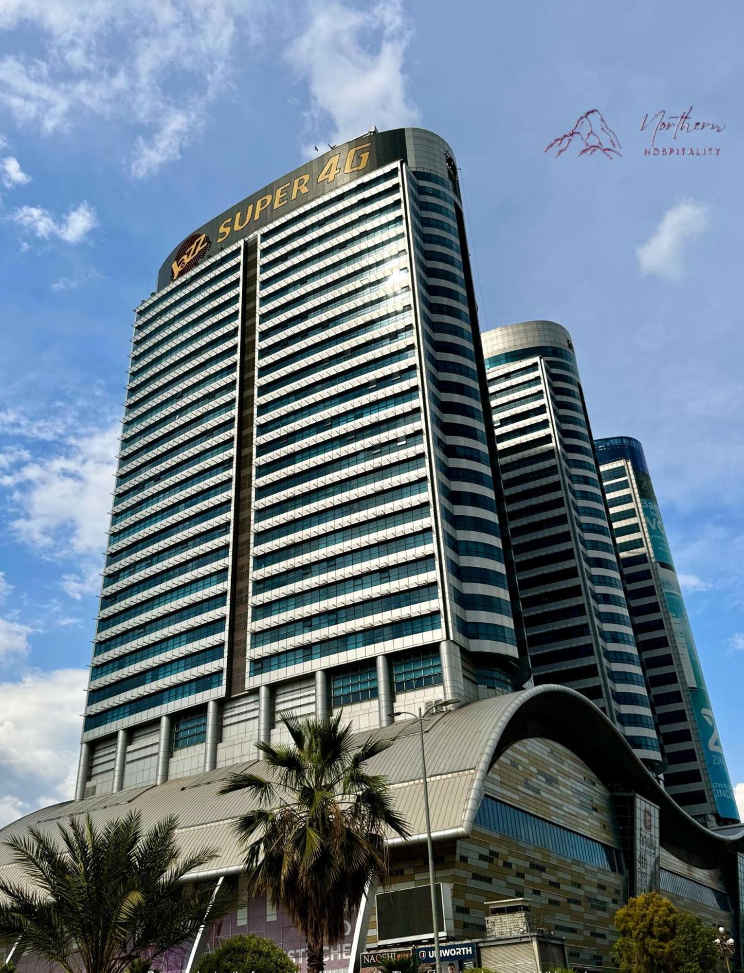 Centaurus Three Bed City View Islamabad Extérieur photo
