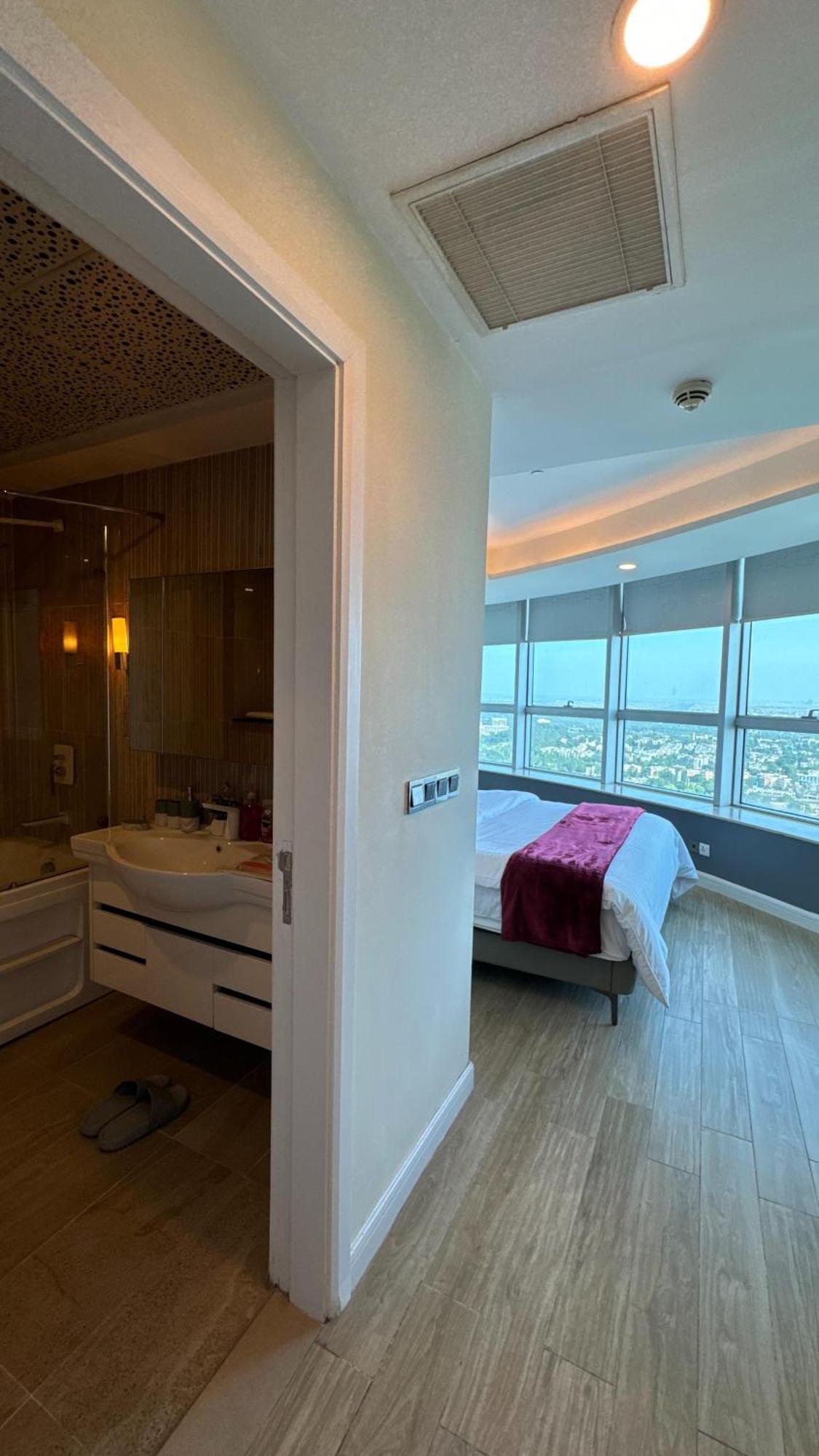 Centaurus Three Bed City View Islamabad Extérieur photo