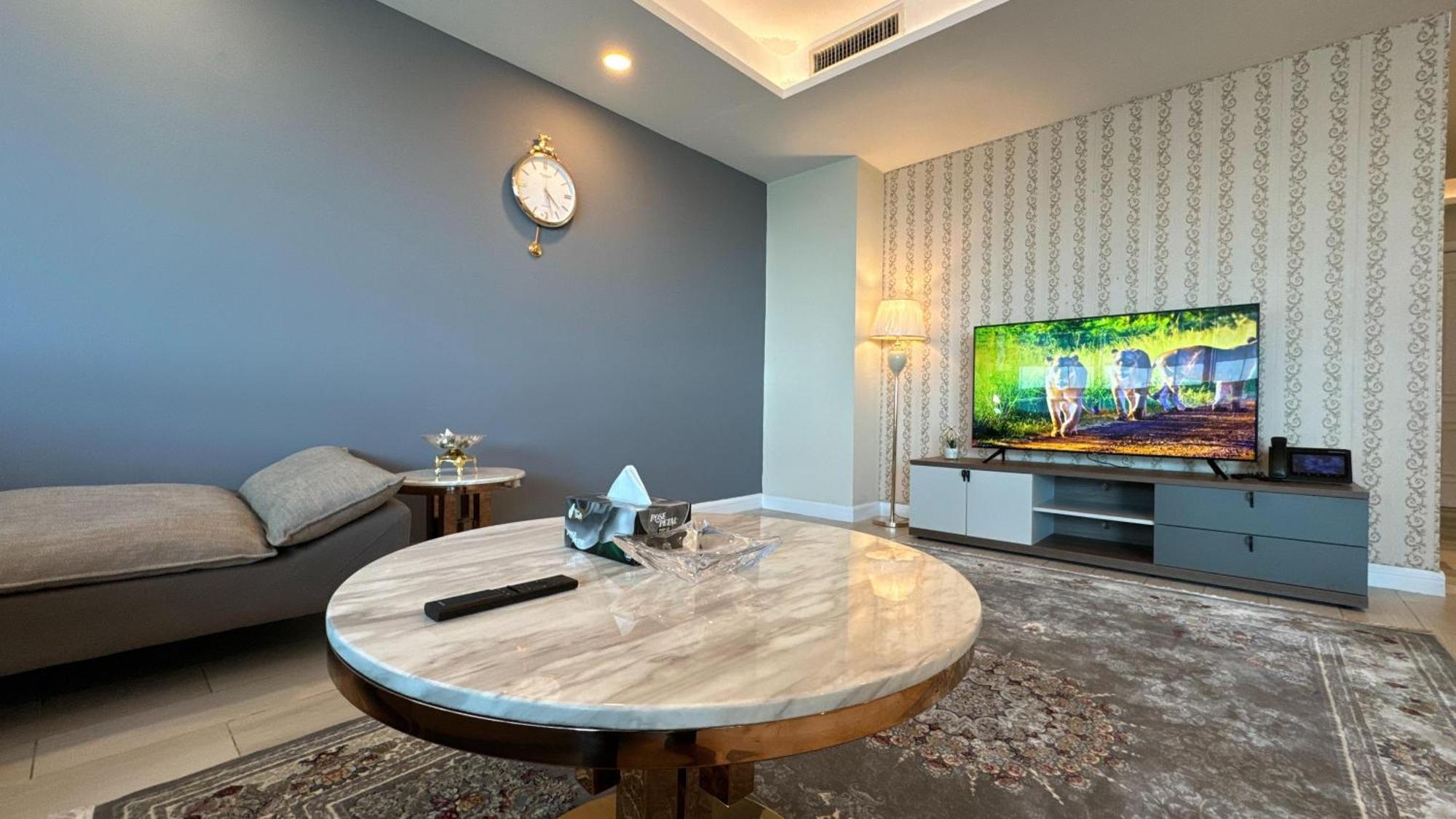 Centaurus Three Bed City View Islamabad Extérieur photo